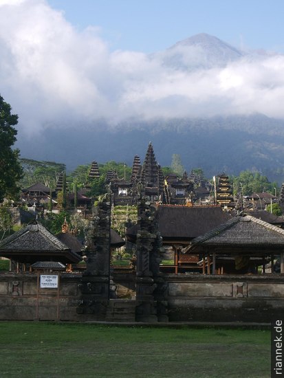 Pura Besakih and Gunung Agung 