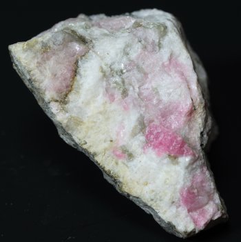 Tugtupite