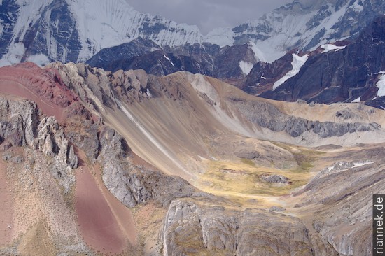 Bunte Berge in der Cordillera Huayhuash