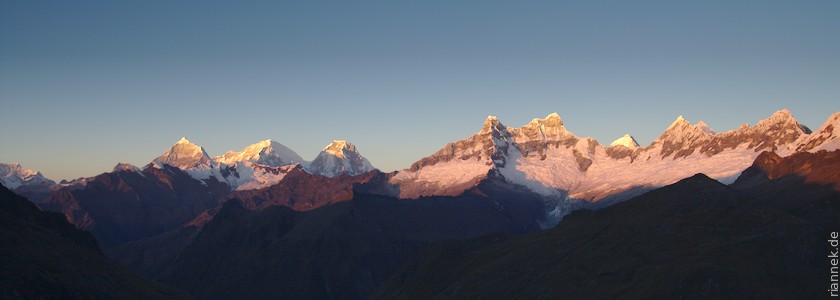 Huascaran und Chacraraju vom Alto de Pucaraju