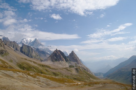 Mont Blanc und Val Veny vom Col de la Seigne