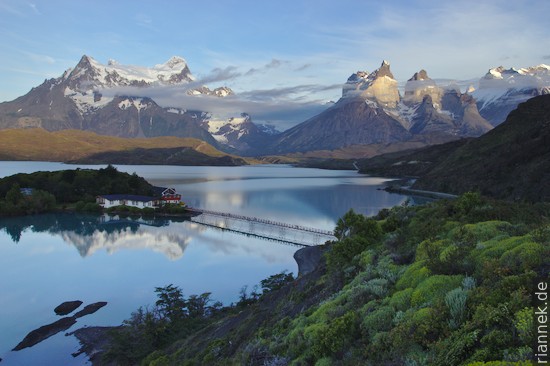 Cuernos del Paine and Lago Pehoe