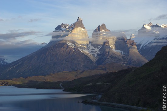 Cuernos del Paine and Lago Pehoe