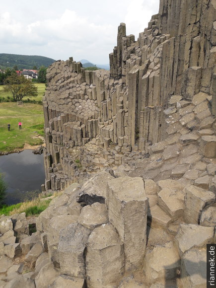 Herrenhausfelsen (Panská skála)