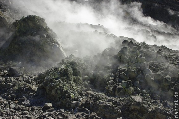 Fumarolen im Krater des El Chichón