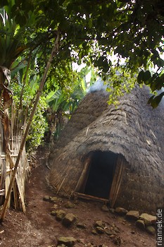 hut of the Dorze