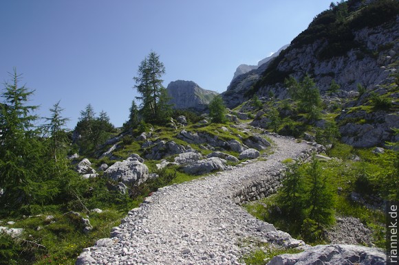 Aufstieg zur Zasavska koča